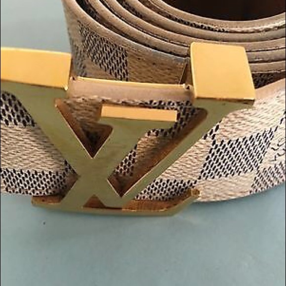 Sz. 48 waist Loui Vuitton belt . Worn a few times. - Picture 4 of 4