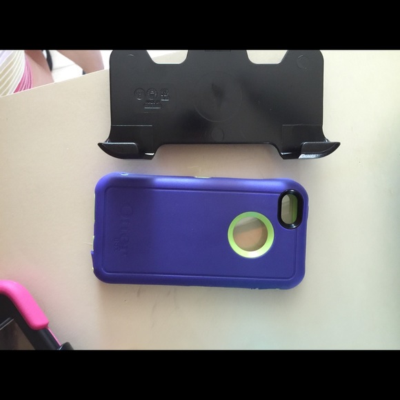 iPhone 5c case - Picture 1 of 2