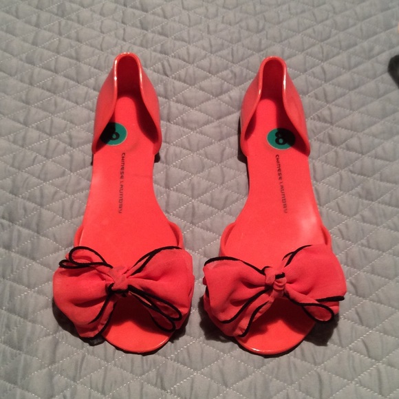 Chinese laundry sandals