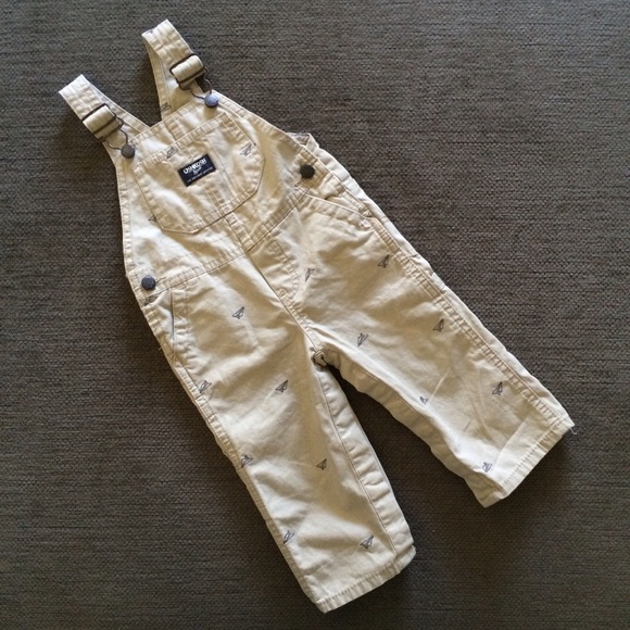 🙌 SALE 🙌 Osh Kosh Khaki Infant Overalls