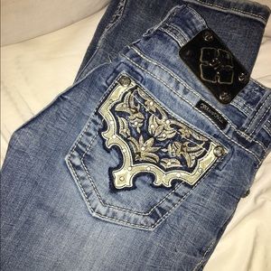 Size 26 Miss Me Jeans 💙