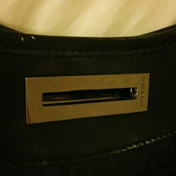Purse - Picture 2 of 4