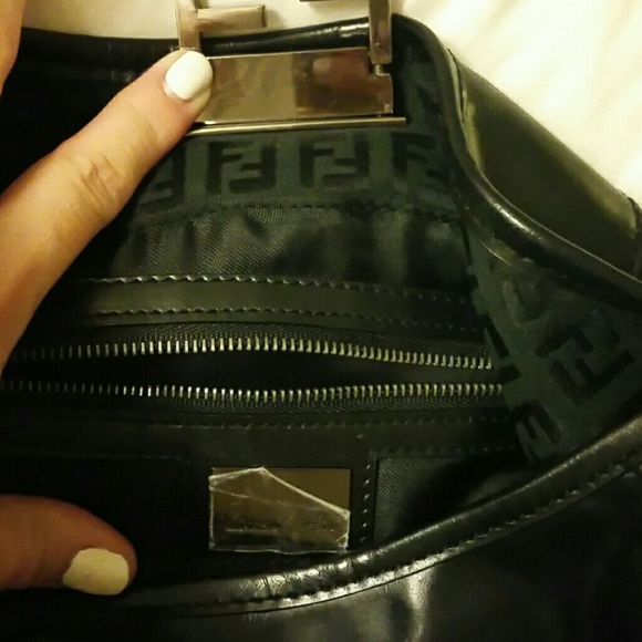 Purse - Picture 4 of 4