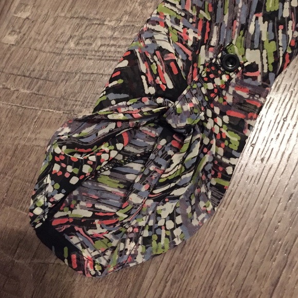 Multi-color lined top - Picture 4 of 4