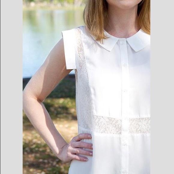 NWT Romantic Sheer Top - Picture 4 of 7