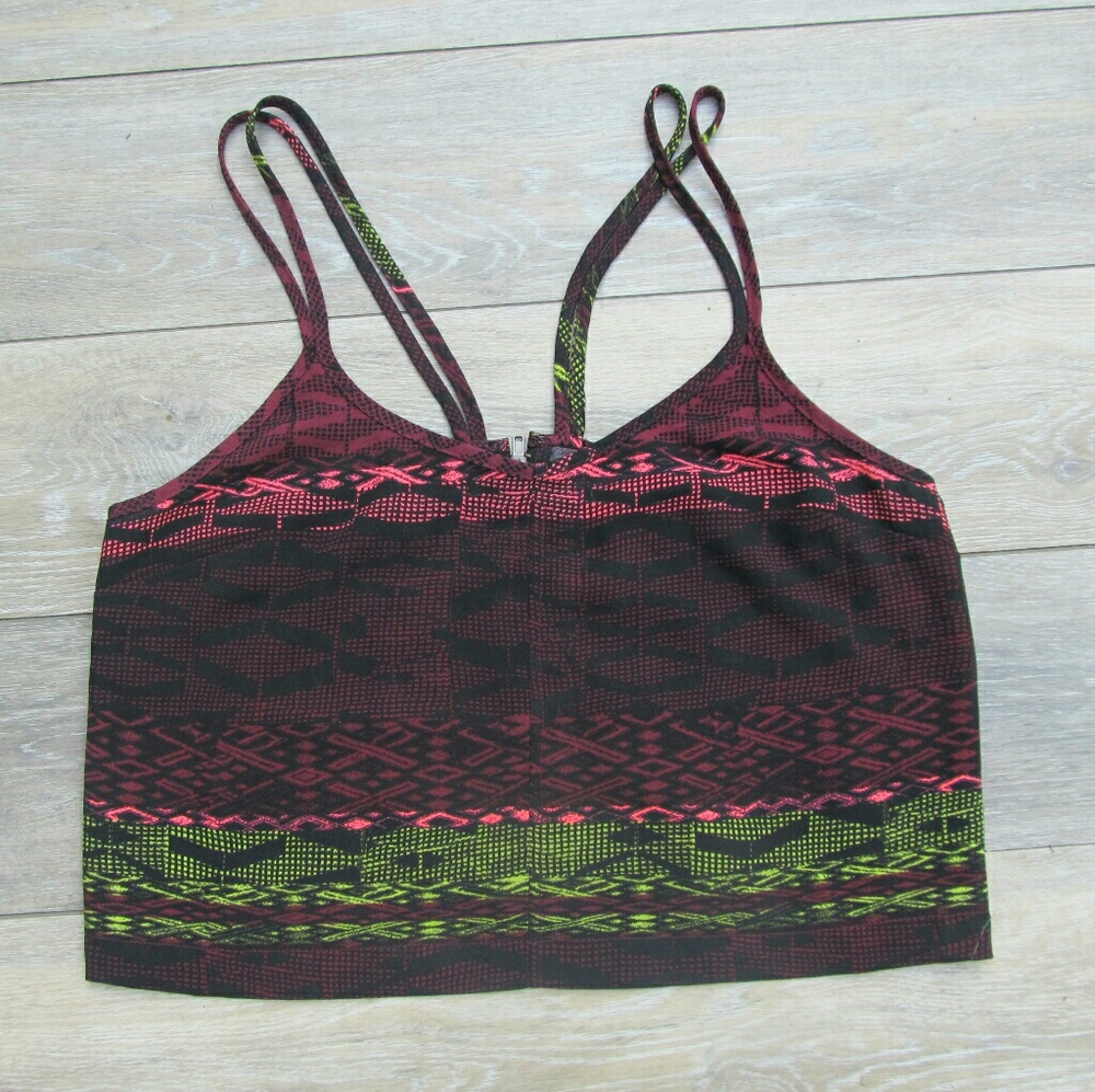 Silence + Noise Zip Up Tank Crop Top Blouse Flowy