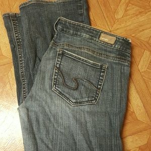 Size 11 Refuge jeans