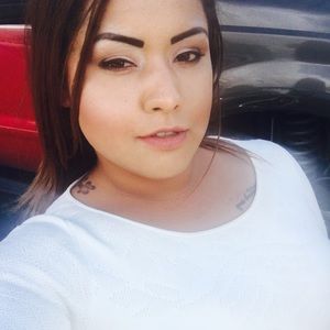 Meet your Posher, Vicky