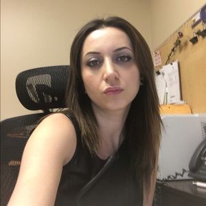 Meet your Posher, Anna