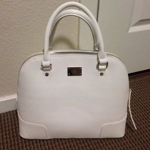 New York and Company Dome Sachel