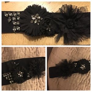 J.CREW Rhinestone Elastic Flower Belt Black