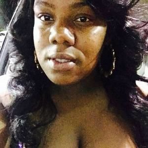 Meet your Posher, Monae