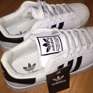 BRAND NEW adidas superstar