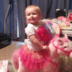 Meet your Posher, Debi