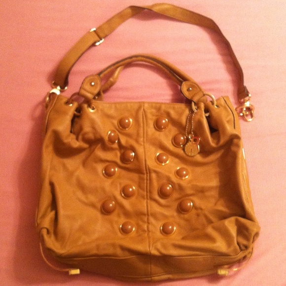 Foxy, faux leather tote bag. Used.
