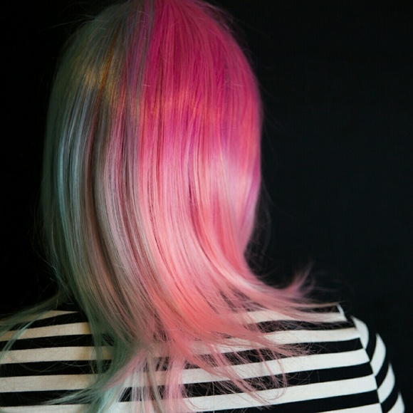 Hot Topic Accessories - Pink Mint Green Split Half Color Wig Lady Gaga NEW Hot Topic Accessories - Pink Mint Green Split Half Color Wig Lady Gaga NEW