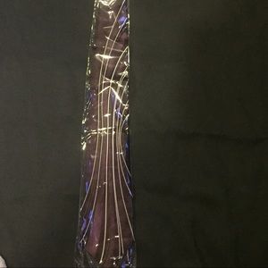 Purple designed men's tie