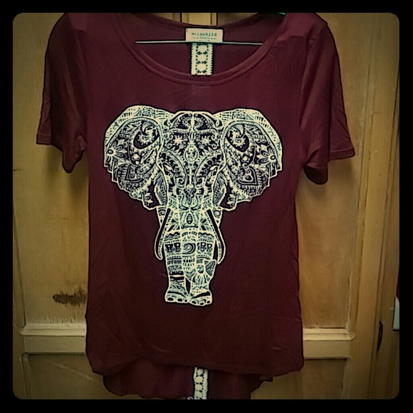 Maroon high low elephant shirt size M