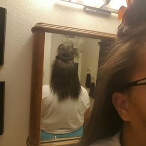 Meet your Posher, Neesh