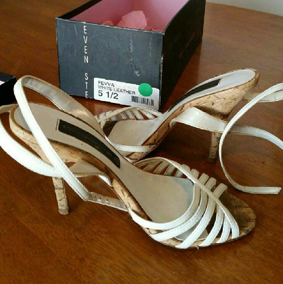 Sandals - Picture 1 of 2