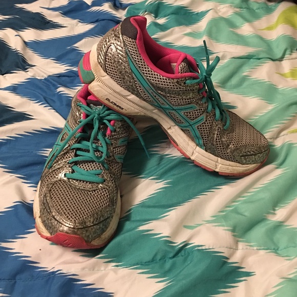 Women's Asics Tennis Shoes - Picture 1 of 4