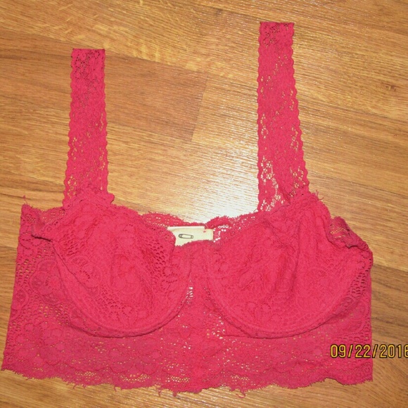 PINS AND NEEDLES bralette coral