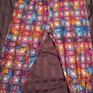 LuLaRoe TC purple pink yellow white blue leggings