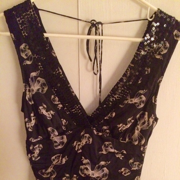 Size xs black sequined top