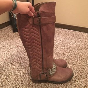 Size 7 not-rated brown riding boots, worn twice