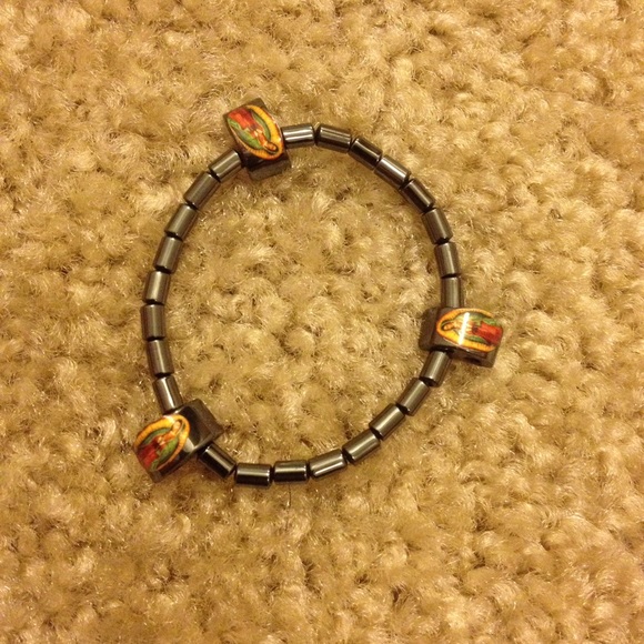 Silver Bead Virgin Mary Bracelet - Picture 1 of 2