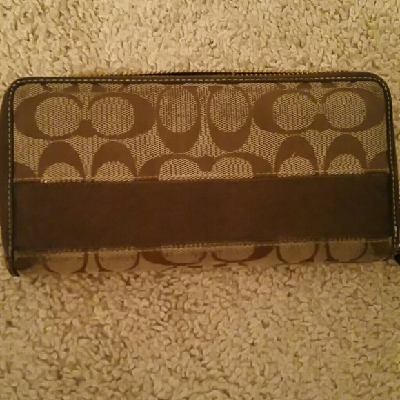 Coach wallet