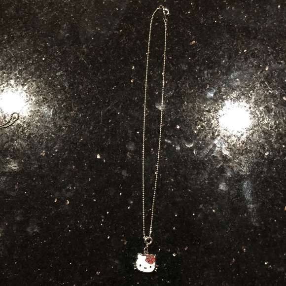 Hello Kitty Necklace - Picture 2 of 4
