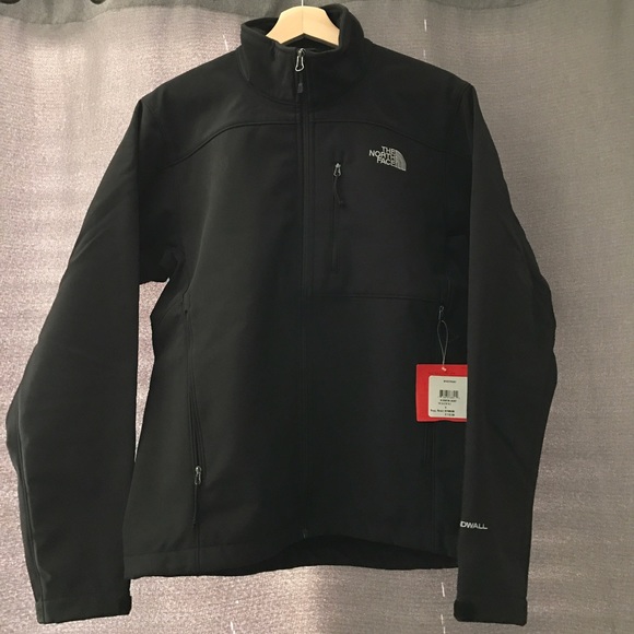 ❗️Sold❗️Brand new North Face soft shell jacket!