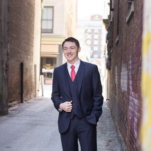 Meet your Posher, Ethan