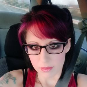 Meet your Posher, April