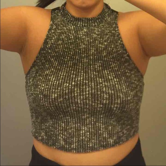 Black and white crop top
