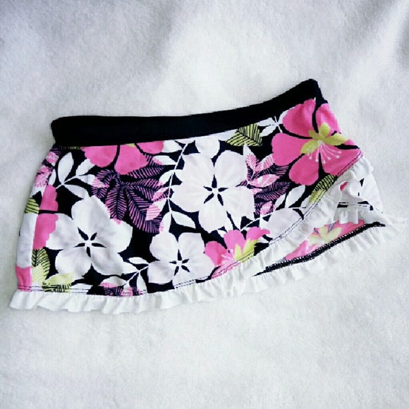 Swimwear Bundle - Picture 3 of 3