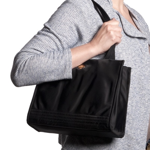 New KateSpade Loretta Nylon Shoulder Bag - Picture 4 of 4