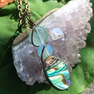 SOLD ❤️ Can make another if interested.