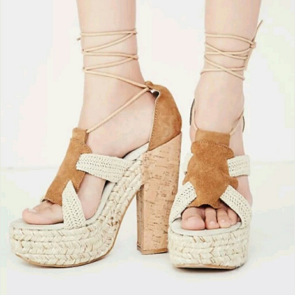 Free People platform wedges size 38 7.5-8