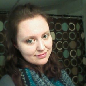 Meet your Posher, Cassandra