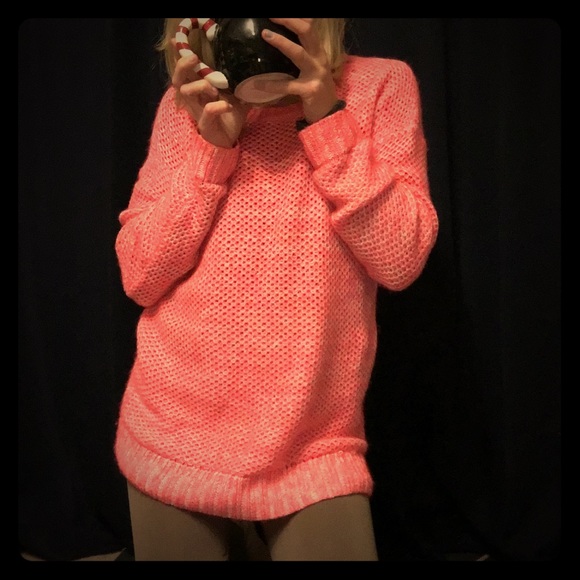 Comfy knit sweaters - grey and coral colors