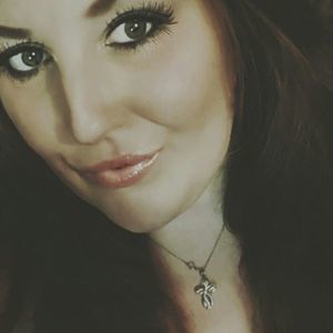 Meet your Posher, Cristina