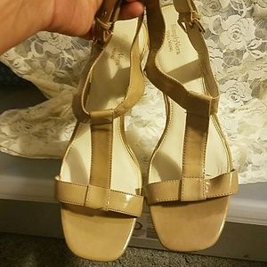 T strap sandal 3" block heel