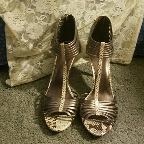 Vince Camuto  strappy heels