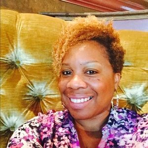 Meet your Posher, Monica