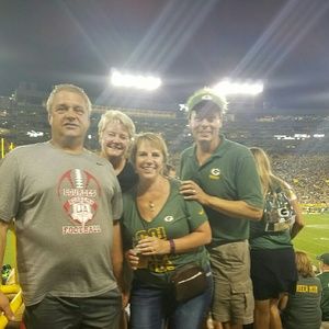 Meet your Posher, Lisa