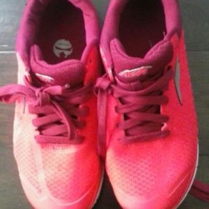 Avia sneakers