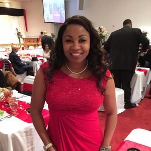 Meet your Posher, Gina