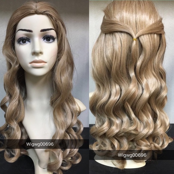 Nice wavy wig Halloween costume wig